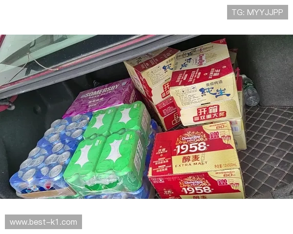 扬尼斯家里冰箱里到底都塞了啥，跟他场上那个爆发力完全不搭啊