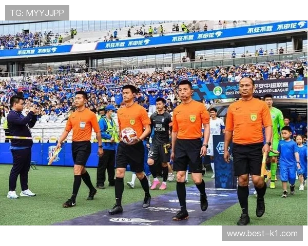 华莱士无球切入效率提升，改变锋线防守布局