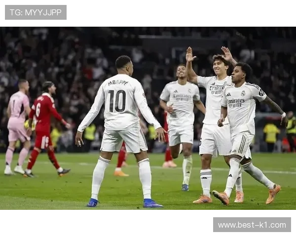 皇马进攻更强但结构更乱，当前赛季体系代价逐步体现对球队稳定性考验